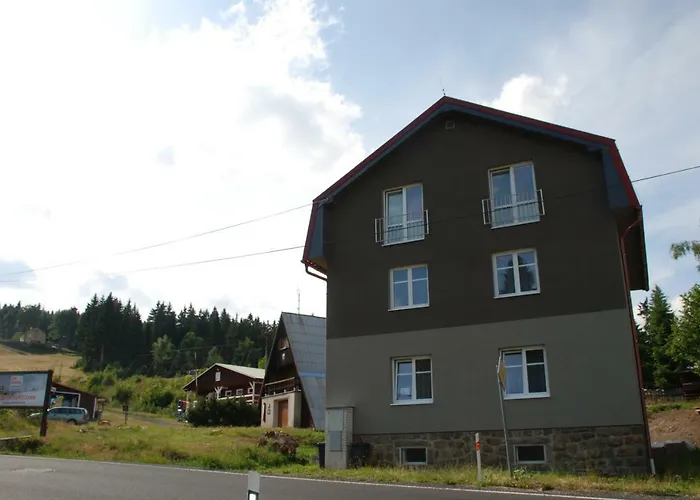 Raketa Apartament